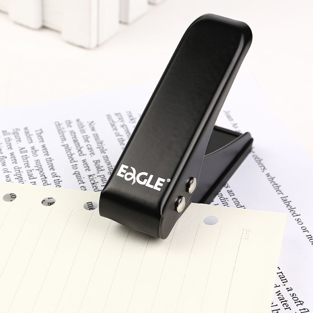 Eagle Office fournit une perforatrice portable personnalisée à 1099 trous en métal de 5,5 mm à un seul trou